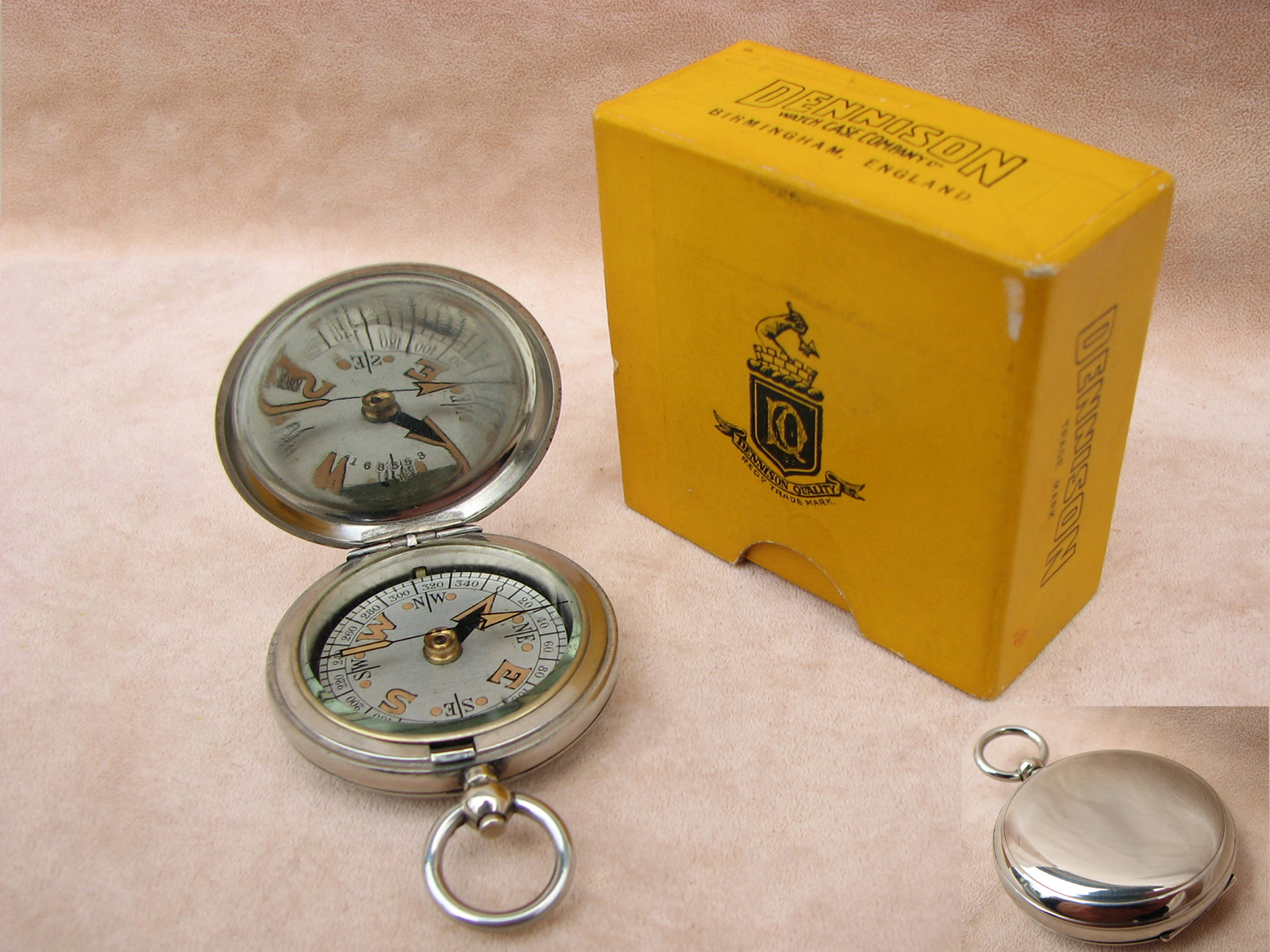 Iconic WW1 Dennison Officers compass in original branded box